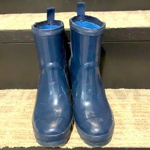 Comfy and stylish rain boots with build wedge